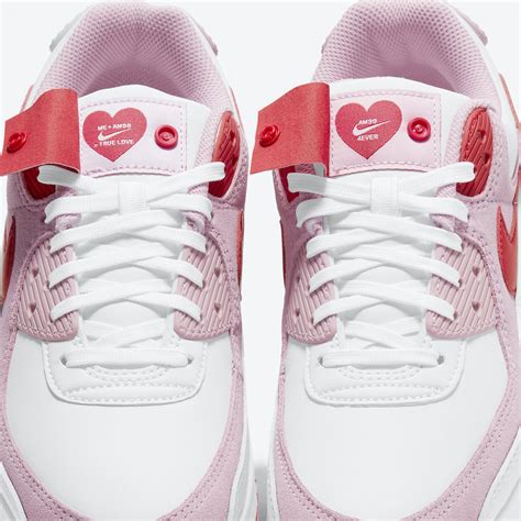 nike air max valentine's day